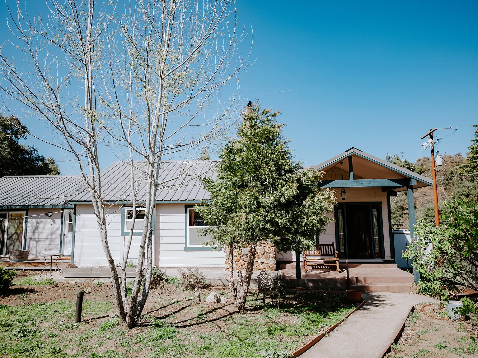 3 bed, 2375 sqft, $3,500 — Photo 2