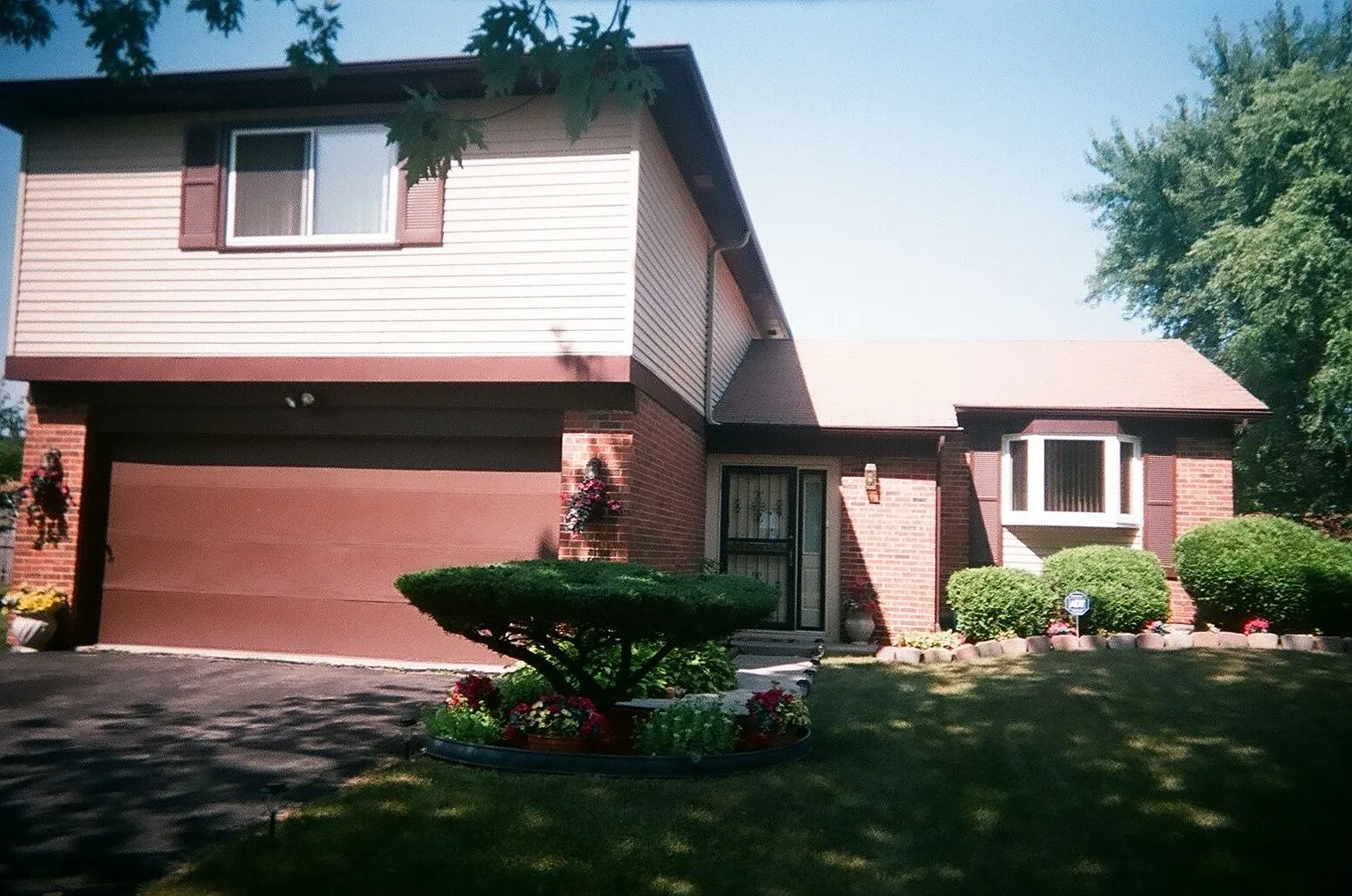 5762 Timberlane Rd photo 1