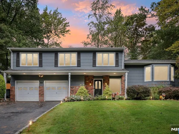 428 Faletti Cir, River Vale, NJ 07675