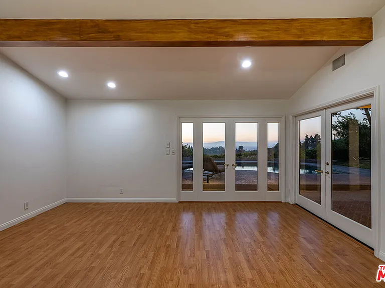 3115 Dona Susana Dr — Photo 50