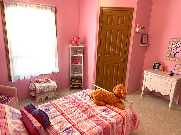 4th image of 1037 S Daleann Ave