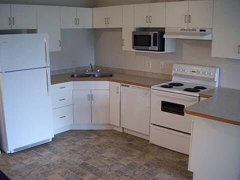 5th image of 10535 122nd St NW