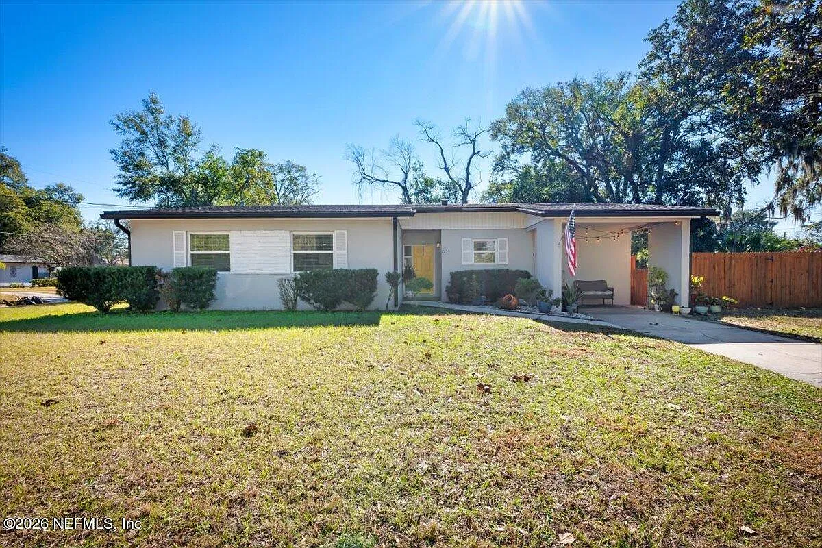 4 bed, 2.0 bath, 1792 sqft, $2,195 — Photo 1