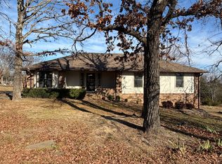 220 Norwood Dr, Greenwood, AR 72936