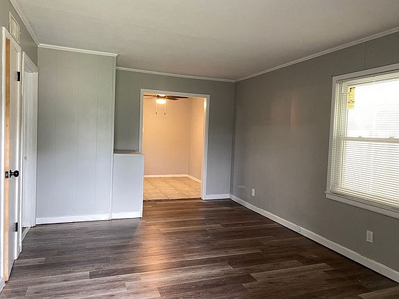 2nd image of 1318 Buccaneer Dr