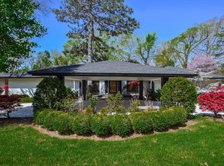501 N Tara Ln, Wichita, KS 67206