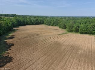 Hoy Rd, Fredericksburg, OH 44627