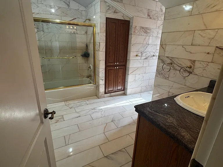 7000 Monument Dr — Photo 18