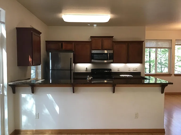 5110 SW 49th Dr #A — Photo 8