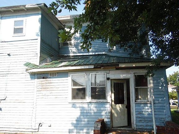 3rd image of 15 S Crawford St