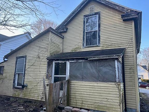 5th image of 134 Virginia Ave