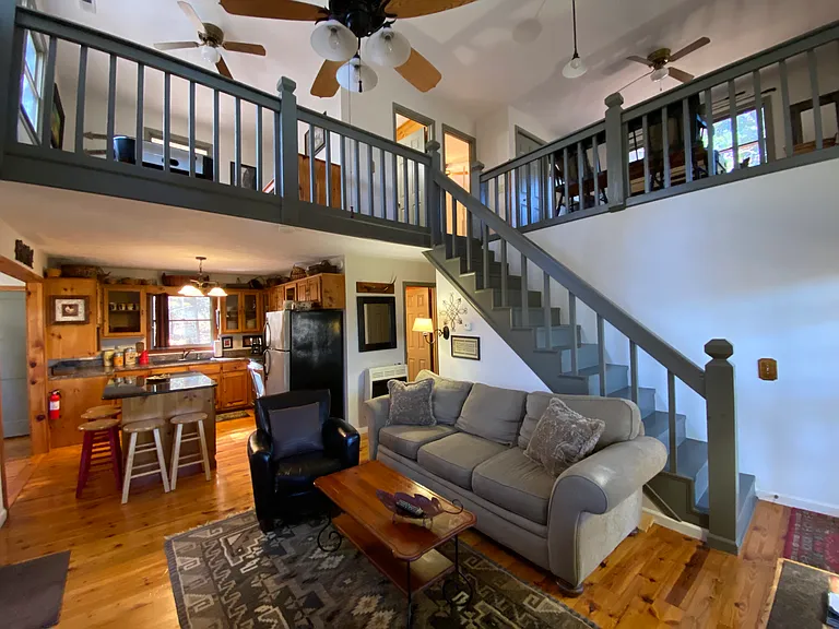 121 Woodstock Dr — Photo 20
