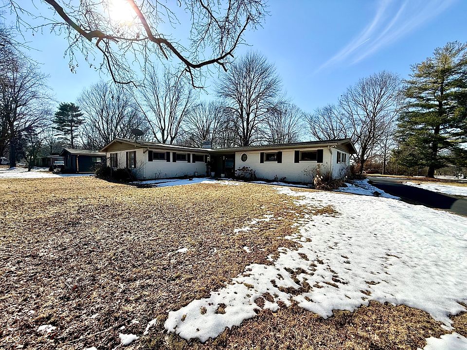 1st image of 6496 N Parker Ave