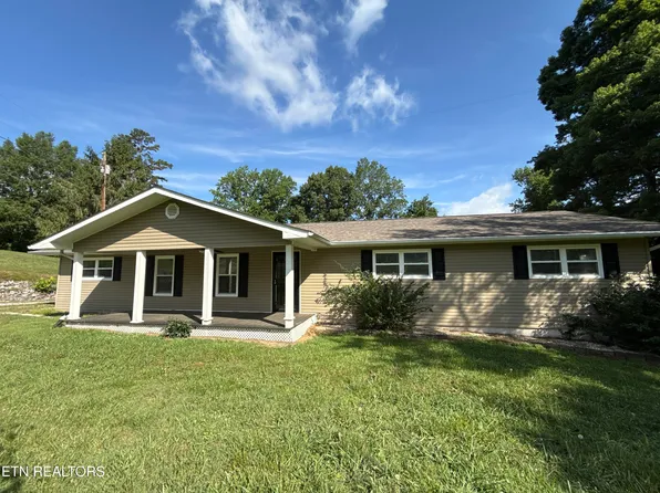 844 Mount Paran Rd, Jacksboro, TN 37757