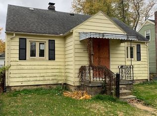 17 New York Ave, Dunkirk, NY 14048