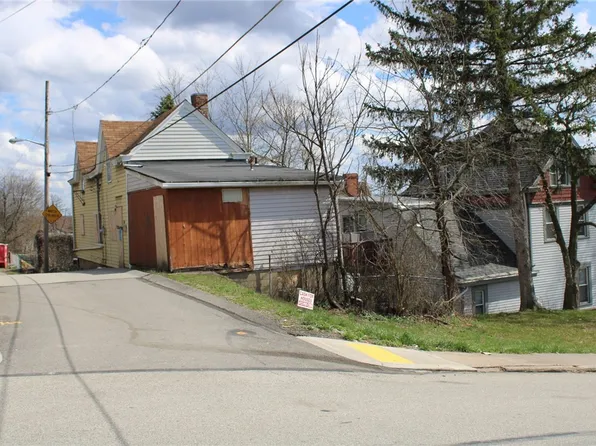 2206 Elsie St, Pittsburgh, PA 15210