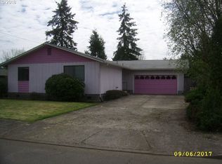 1825 Bryant Ave, Cottage Grove, OR 97424
