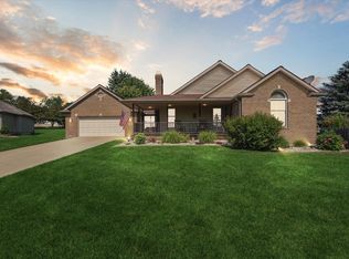 194 Primrose Ln, Flushing, MI 48433