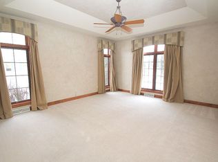 W291N3445 Summerhill Rd, Pewaukee, WI 53072