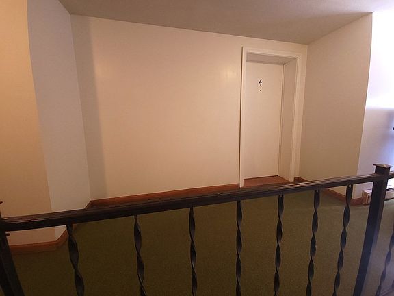 2nd image of 111 Franklin St Unit 4