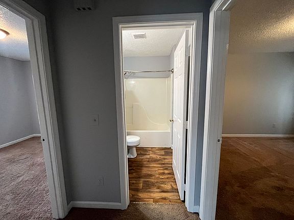 5th image of 95 Bruce St #B