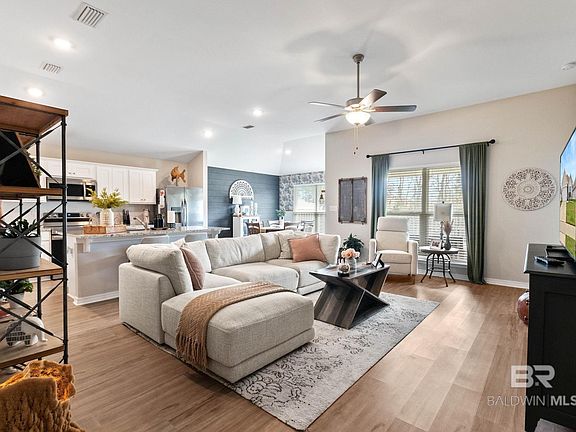 5th image of 1203 Hayward Loop