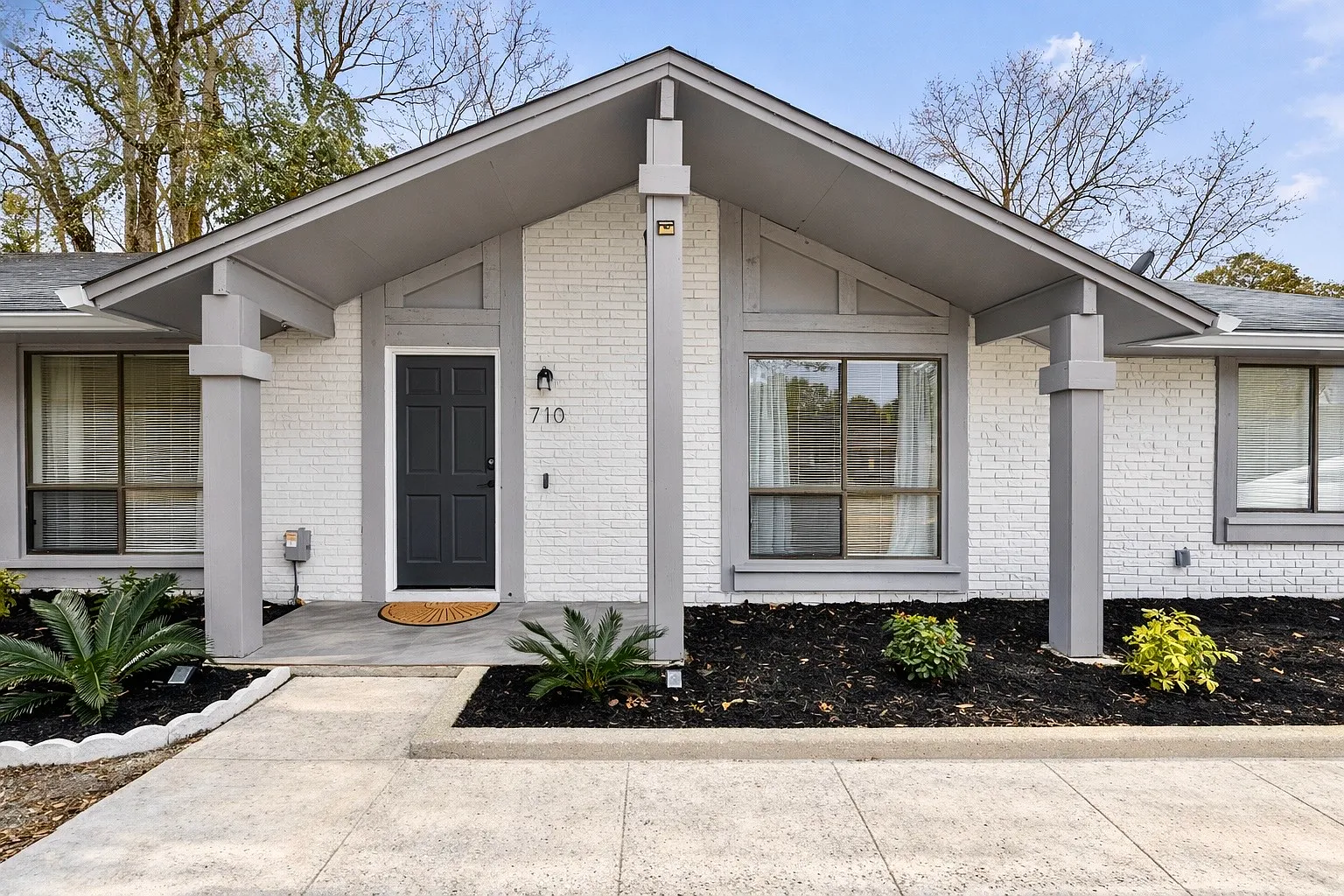 4 bed, 1769 sqft, $2,400 — Photo 1