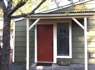 622 Wright St #A, Santa Rosa, CA 95404