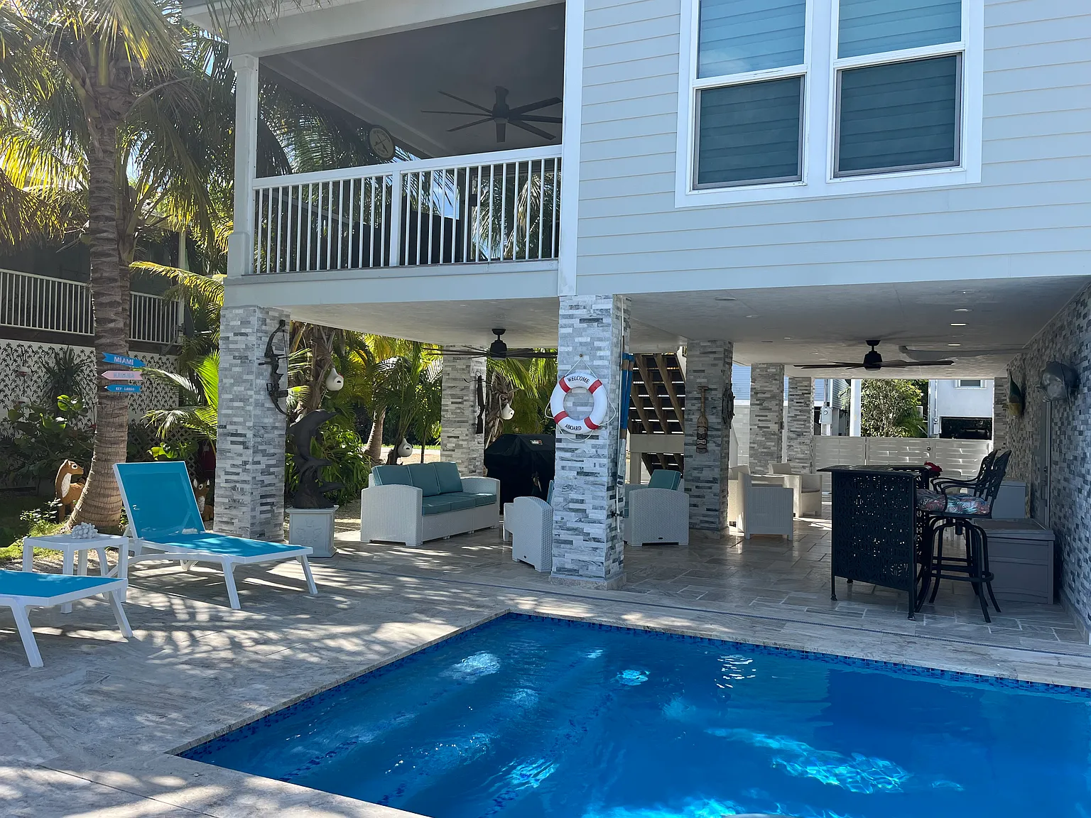 3 bed, 1040 sqft, $8,500 — Photo 1