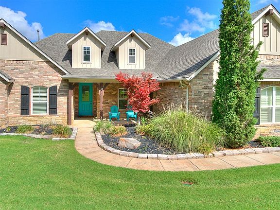 4th image of 10649 Green Meadows Dr