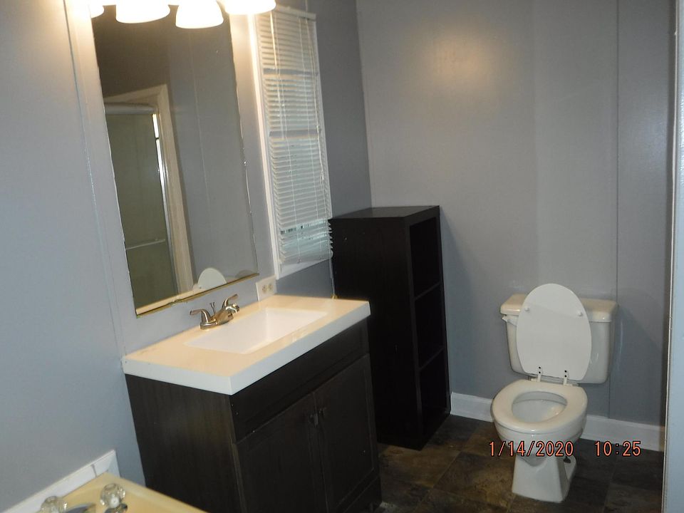 1st image of 2486 Railroad St