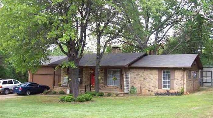 207 TEXAS DRIVE