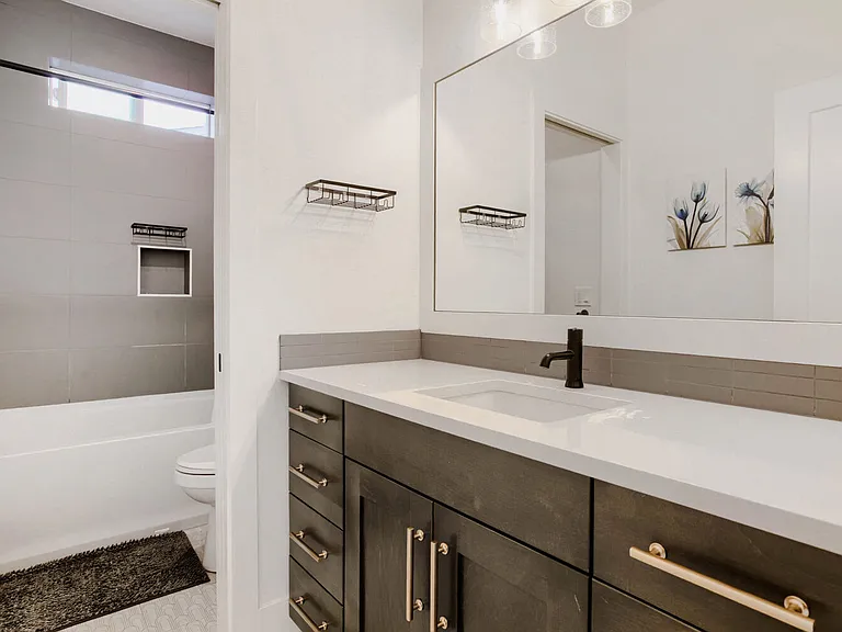 7353 NW Oakfern Dr — Photo 19