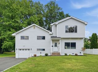 21 John Pl, Cedar Grove, NJ 07009