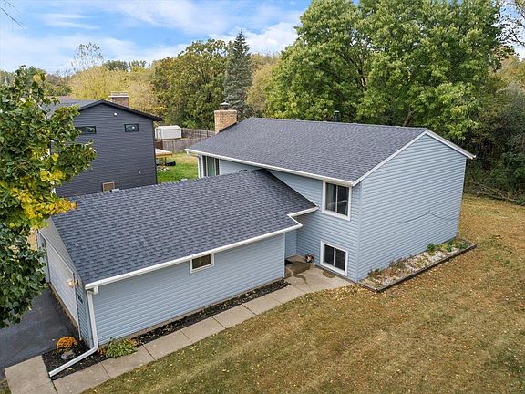 2nd image of 3124 75th Ave N