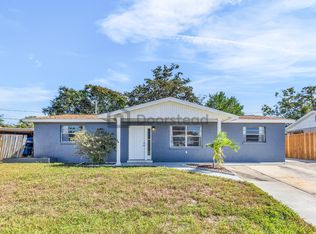 1300 Classic Dr, Holiday, FL 34691