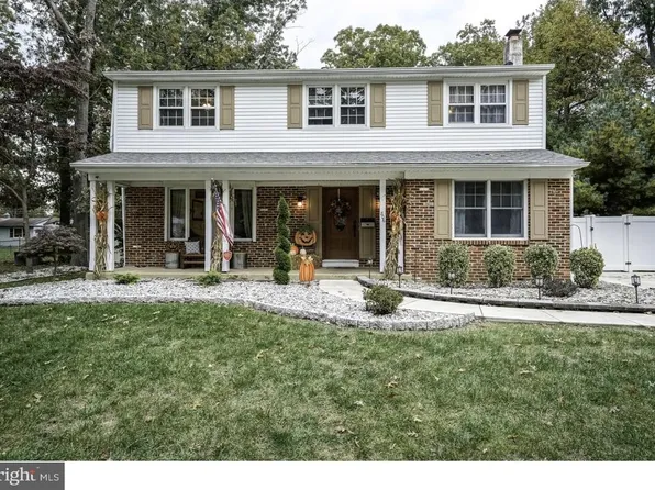 806 Marlborough St, Turnersville, NJ 08012