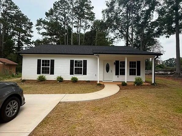 122 Lisa Dr, Greenwood, SC 29646