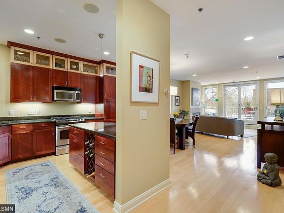 4th image of 700 Grand Ave APT 201