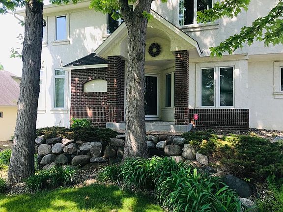 3rd image of 1213 Summit Oaks Dr