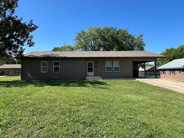 328 E 4th Street, Willow Springs, MO 65793