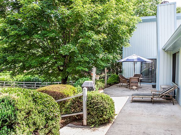 5th image of 600 Creekwood Dr