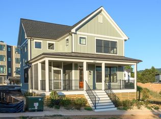 657 Lochlyn Hill Dr, Charlottesville, VA 22901