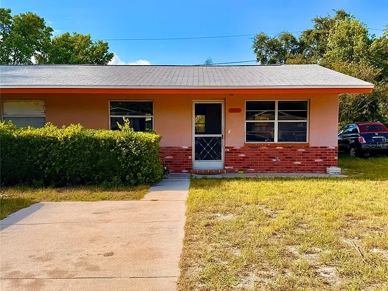 5401 Pasadena Dr — Photo 1