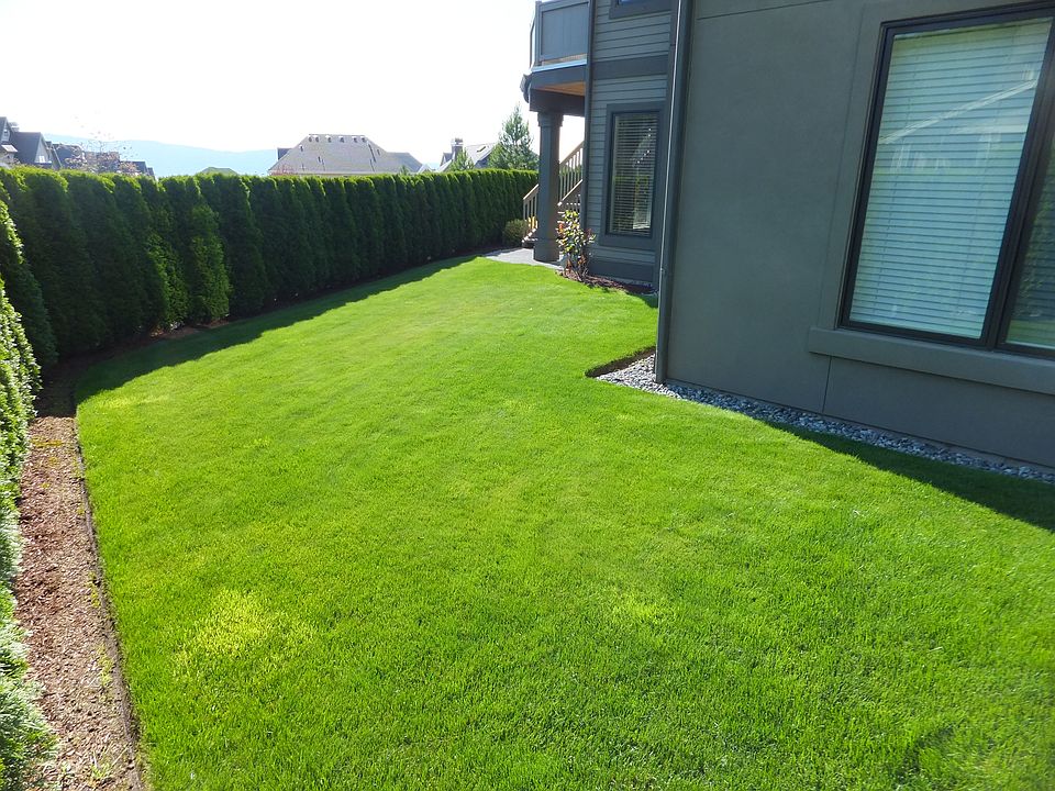 1st image of 1449 29th Pl NE