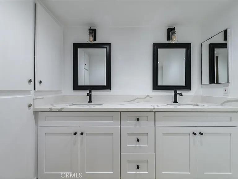 5016 Paseo De Vega — Photo 31