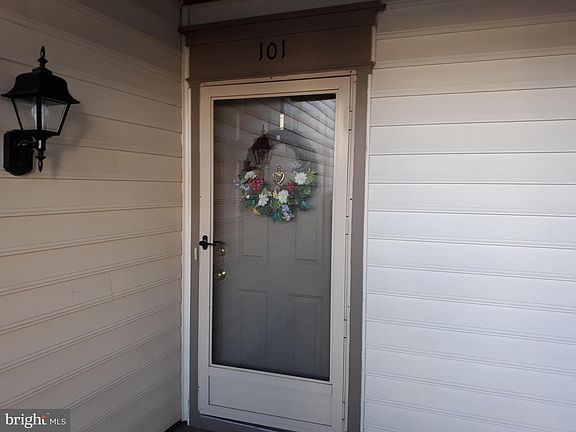 3rd image of 9270 Cardinal Forest Ln #A