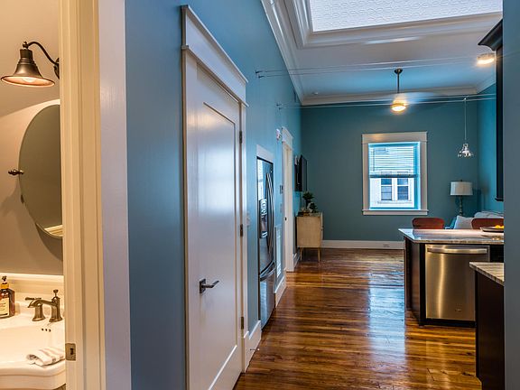3rd image of 183 W Main West Street #203
