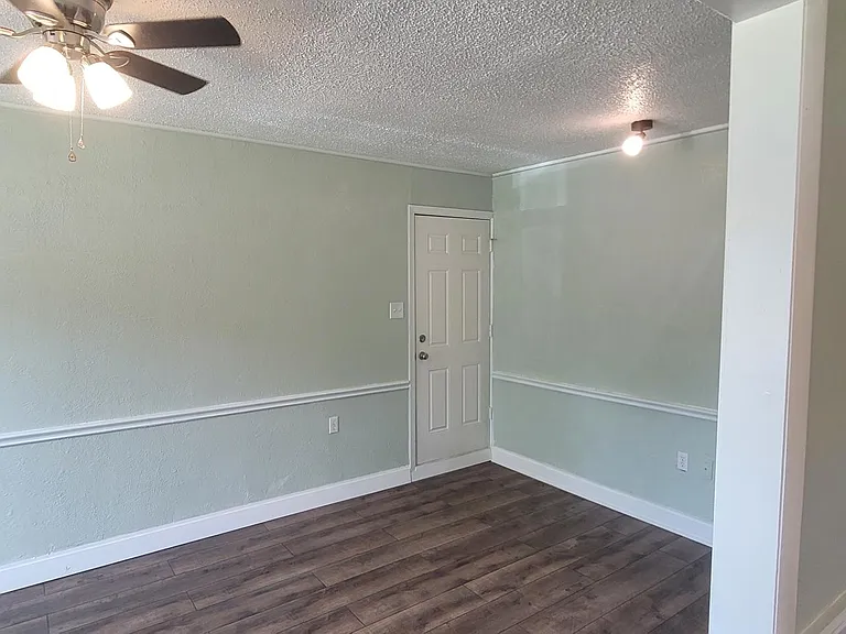 2nd living room