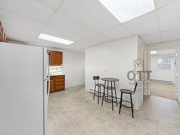 4th image of 301 N Julian St #2